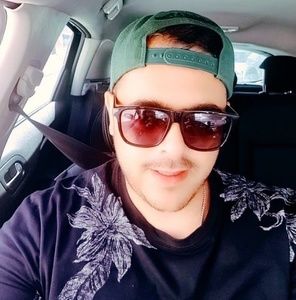 Meet your Posher, Seif